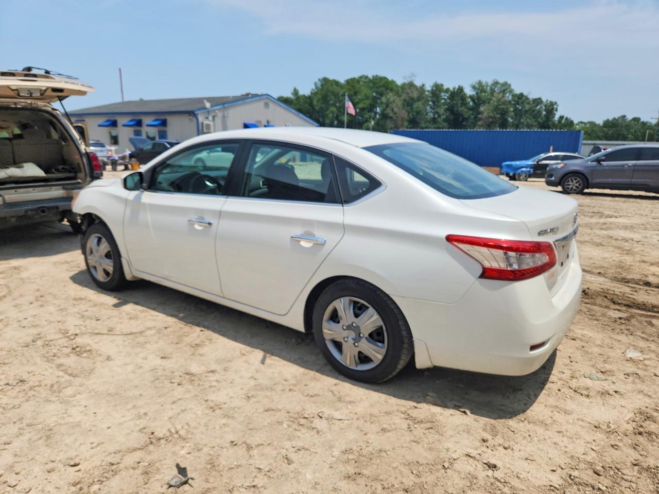 2013 Nissan Sentra S - zdjęcie 2