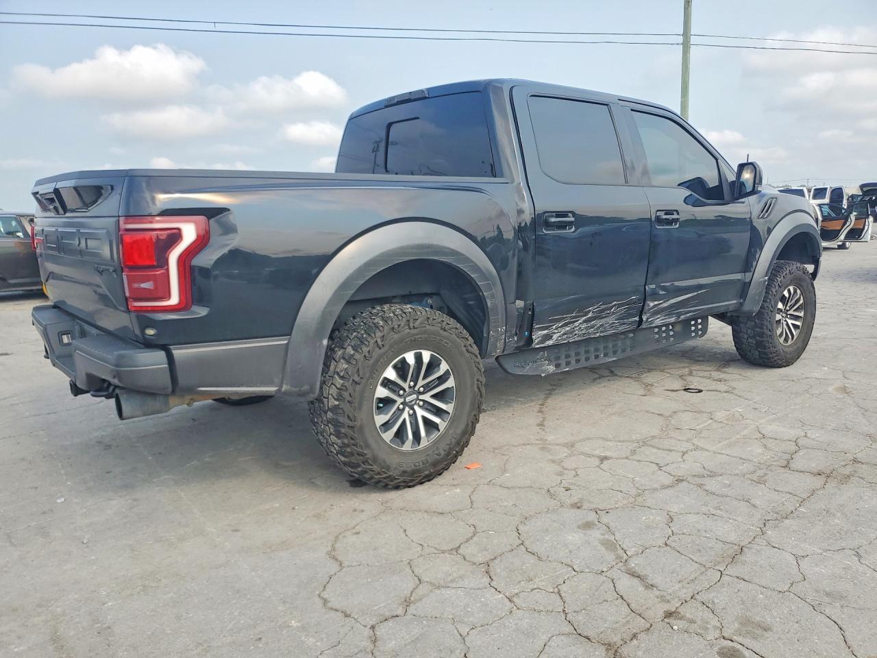 2018 Ford F150 Raptor - zdjęcie 3