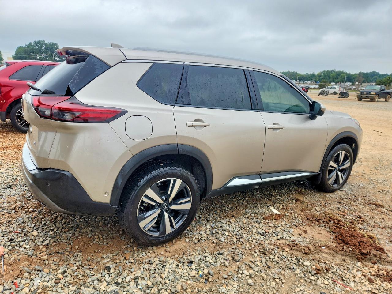 2023 Nissan Rogue Sl - zdjęcie 3