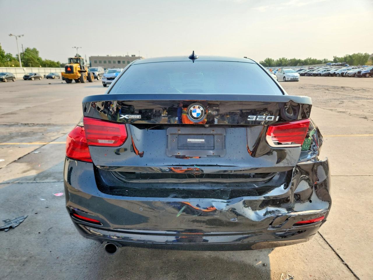 2017 BMW Seria 3 320i - zdjęcie 6