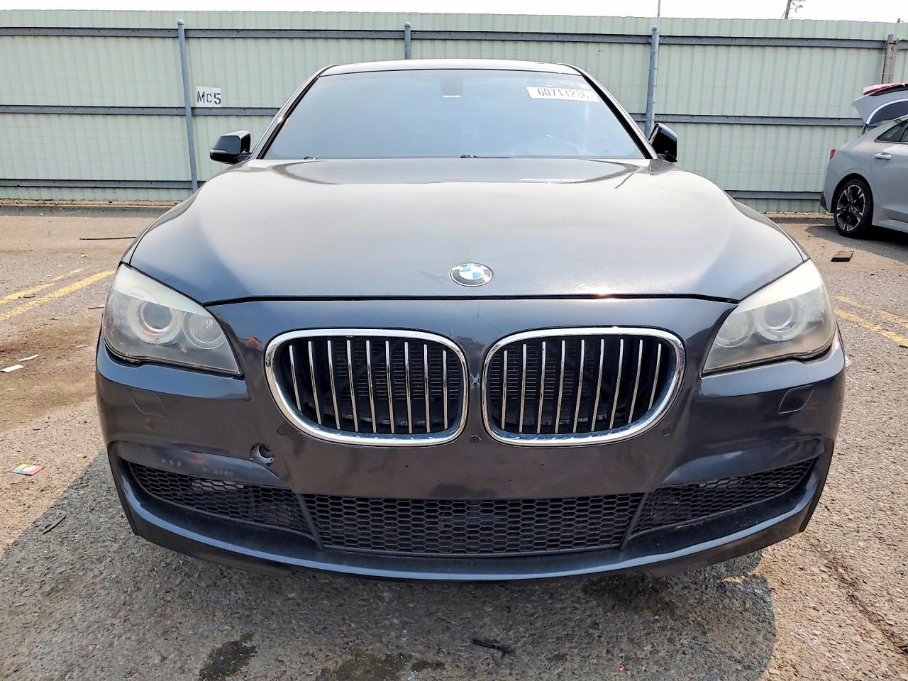 2013 BMW 740 Li - zdjęcie 5