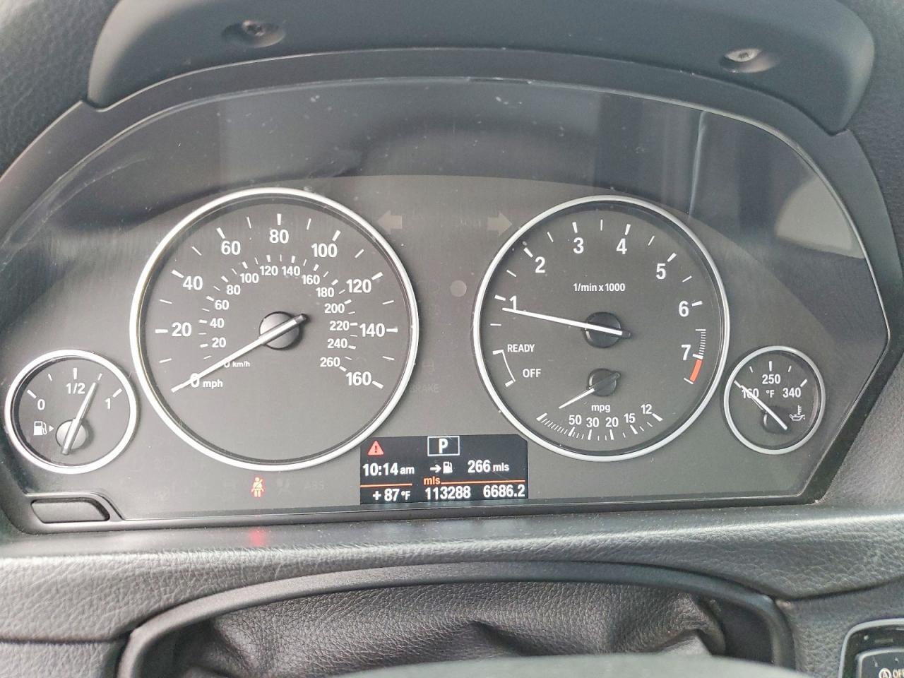 2013 BMW 328 I - zdjęcie 9