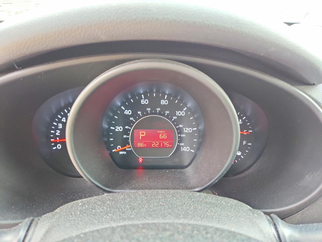 2015 Kia Soul Base - zdjęcie 9