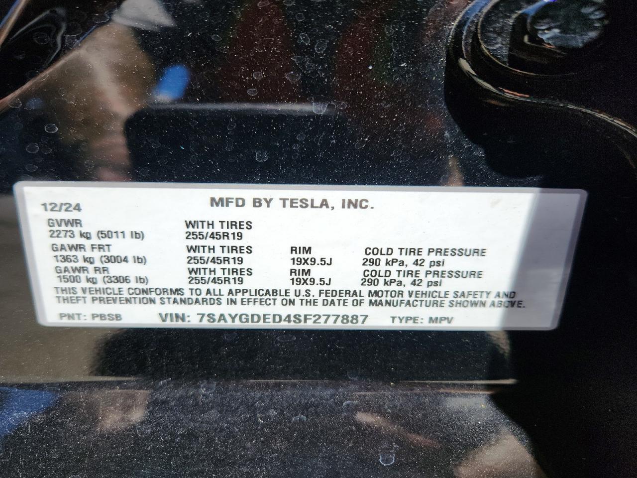2025 Tesla Model Y - zdjęcie 12