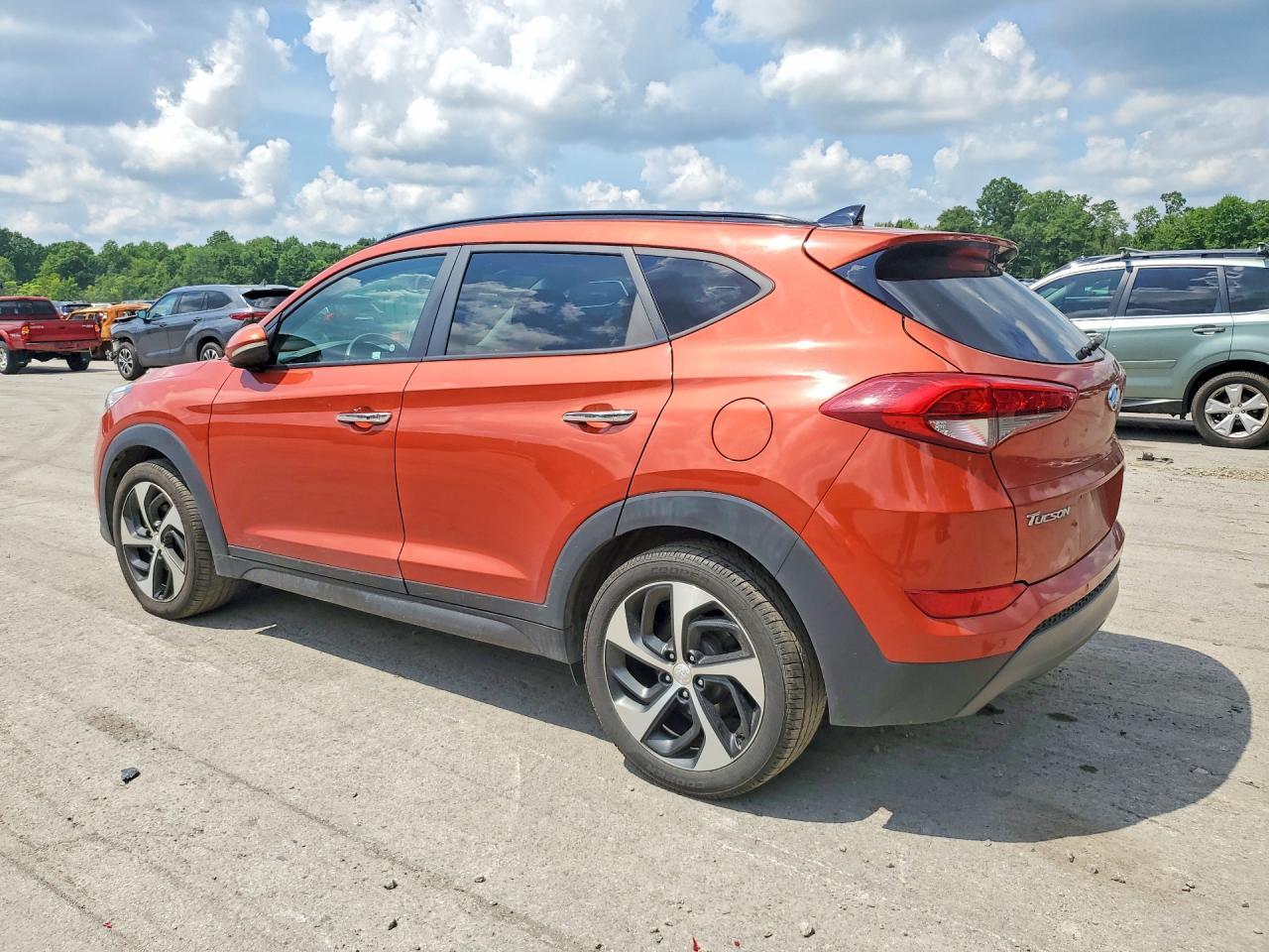2016 Hyundai Tucson Limited - zdjęcie 2