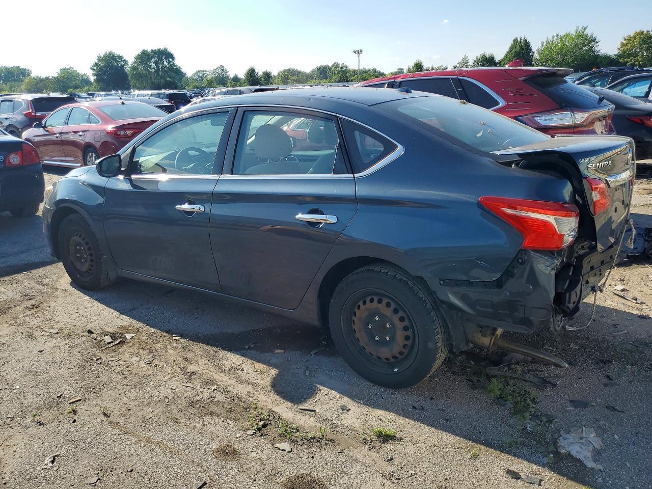 2017 Nissan Sentra Sv - zdjęcie 2