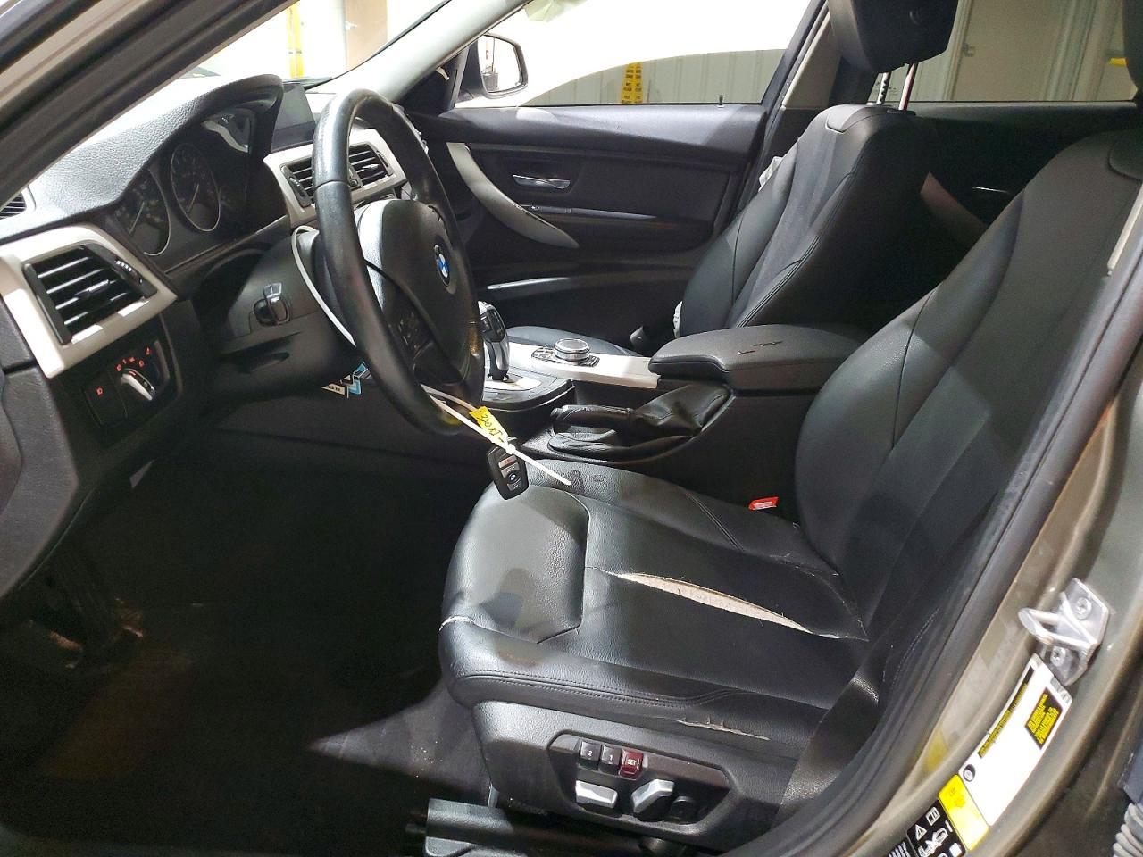 2017 BMW Seria 3 320i - zdjęcie 7