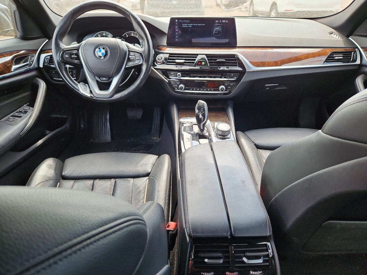 2017 BMW Seria 5 530i - zdjęcie 8