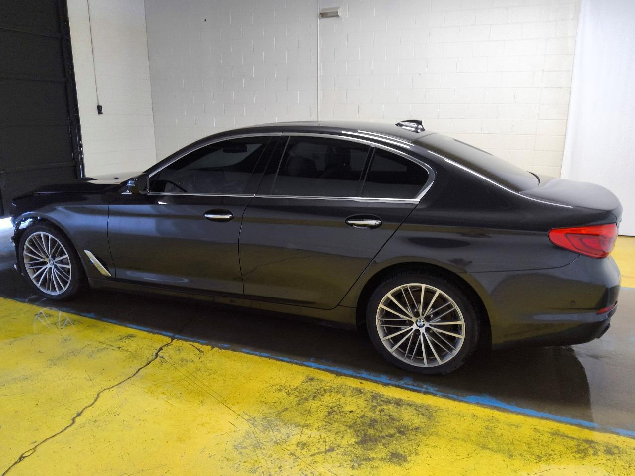 2017 BMW 540 Xi - zdjęcie 2