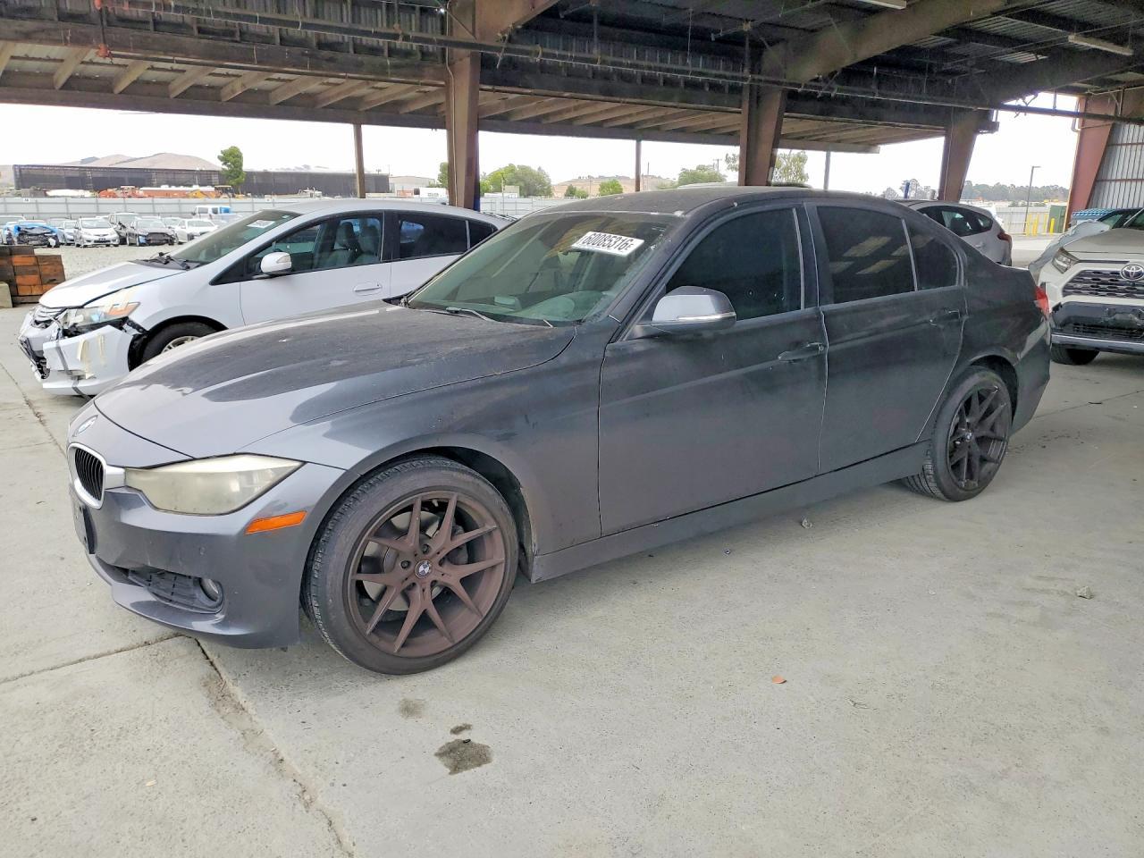 2014 BMW 320 I - zdjęcie główne