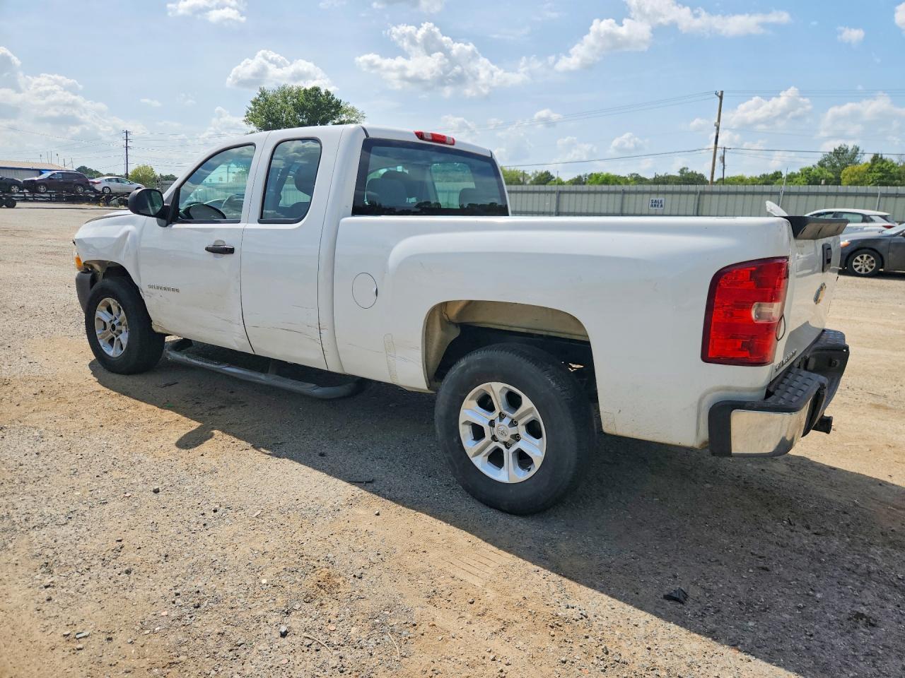 2013 Chevrolet Silverado C1500 - zdjęcie 2
