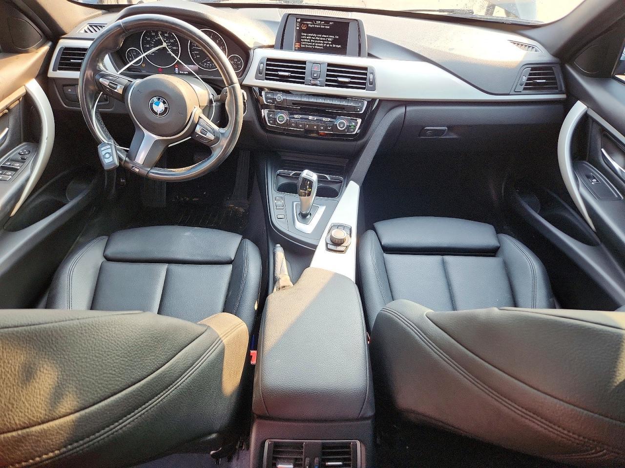 2017 BMW Seria 3 320i - zdjęcie 8