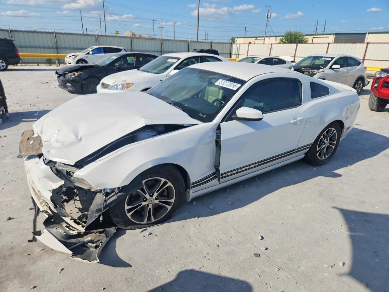 2014 Ford Mustang - zdjęcie główne