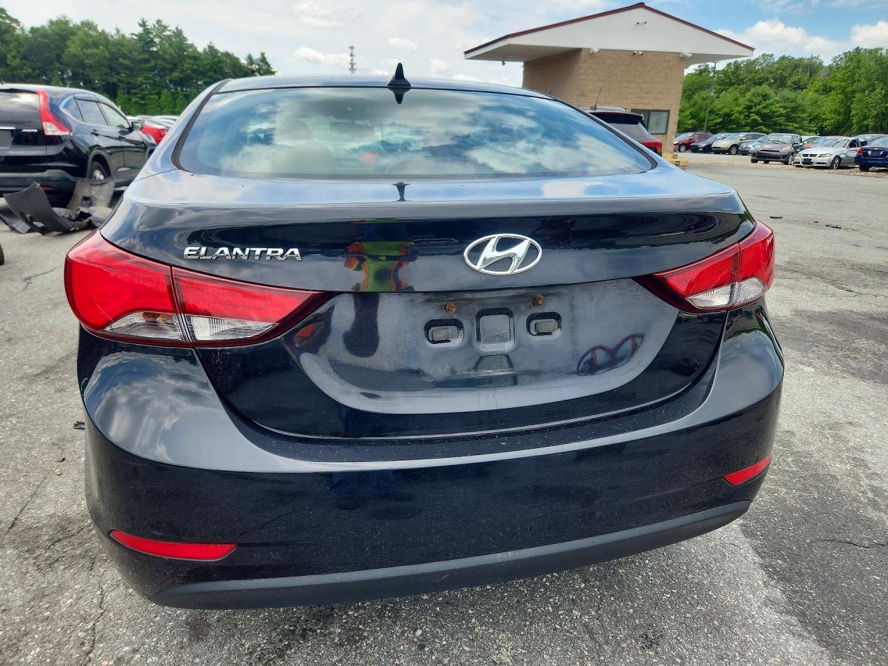 2014 Hyundai Elantra Se - zdjęcie 6