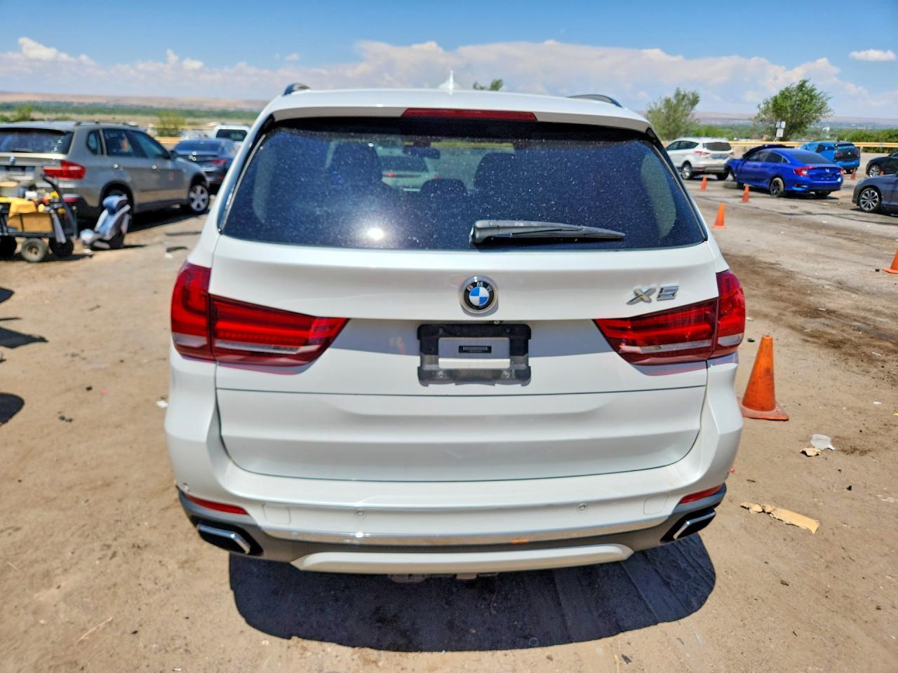 2016 BMW X5 xDrive50I - zdjęcie 6