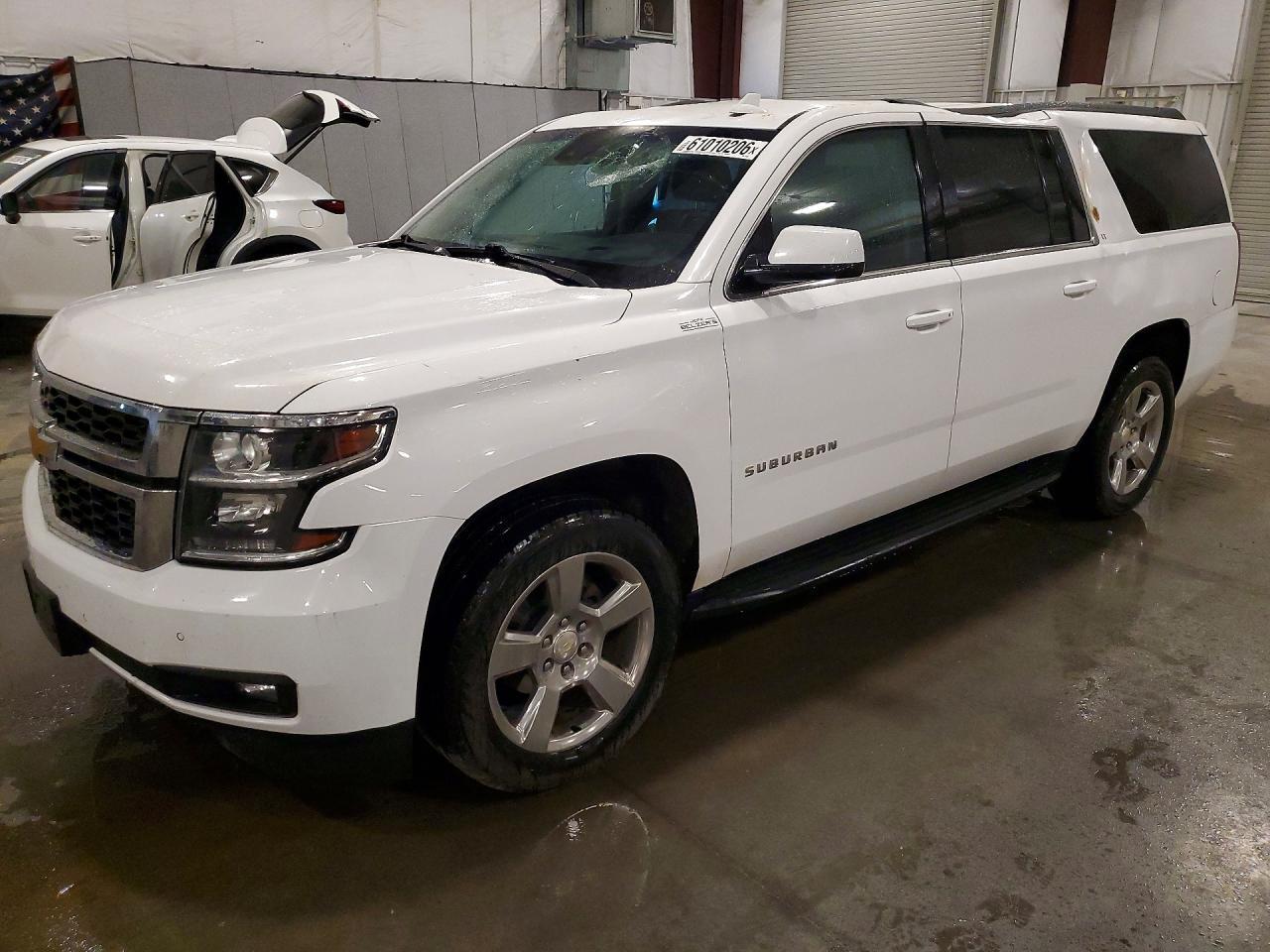 2020 Chevrolet Suburban K1500 Lt - zdjęcie główne