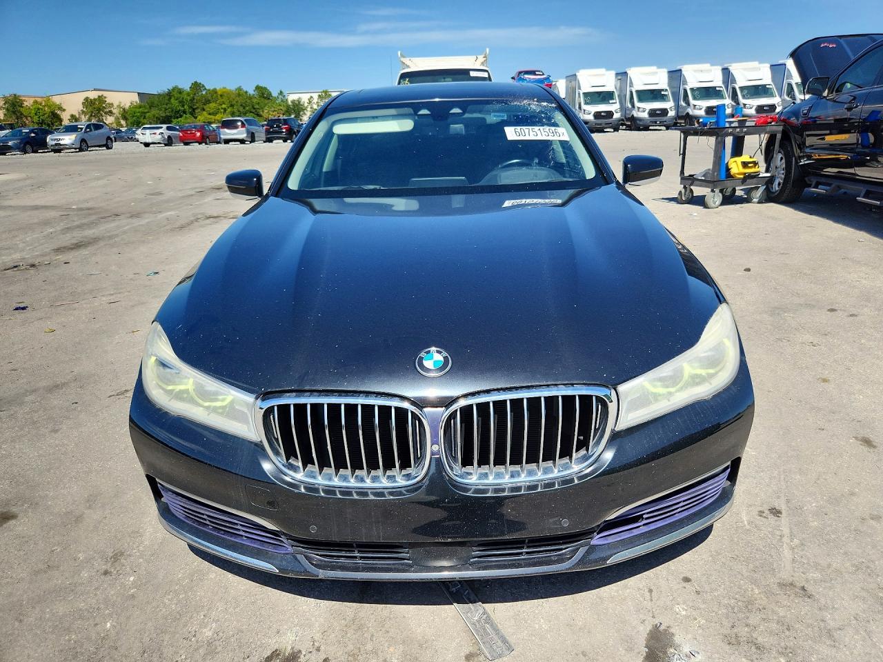 2016 BMW Seria 7 750i - zdjęcie 5