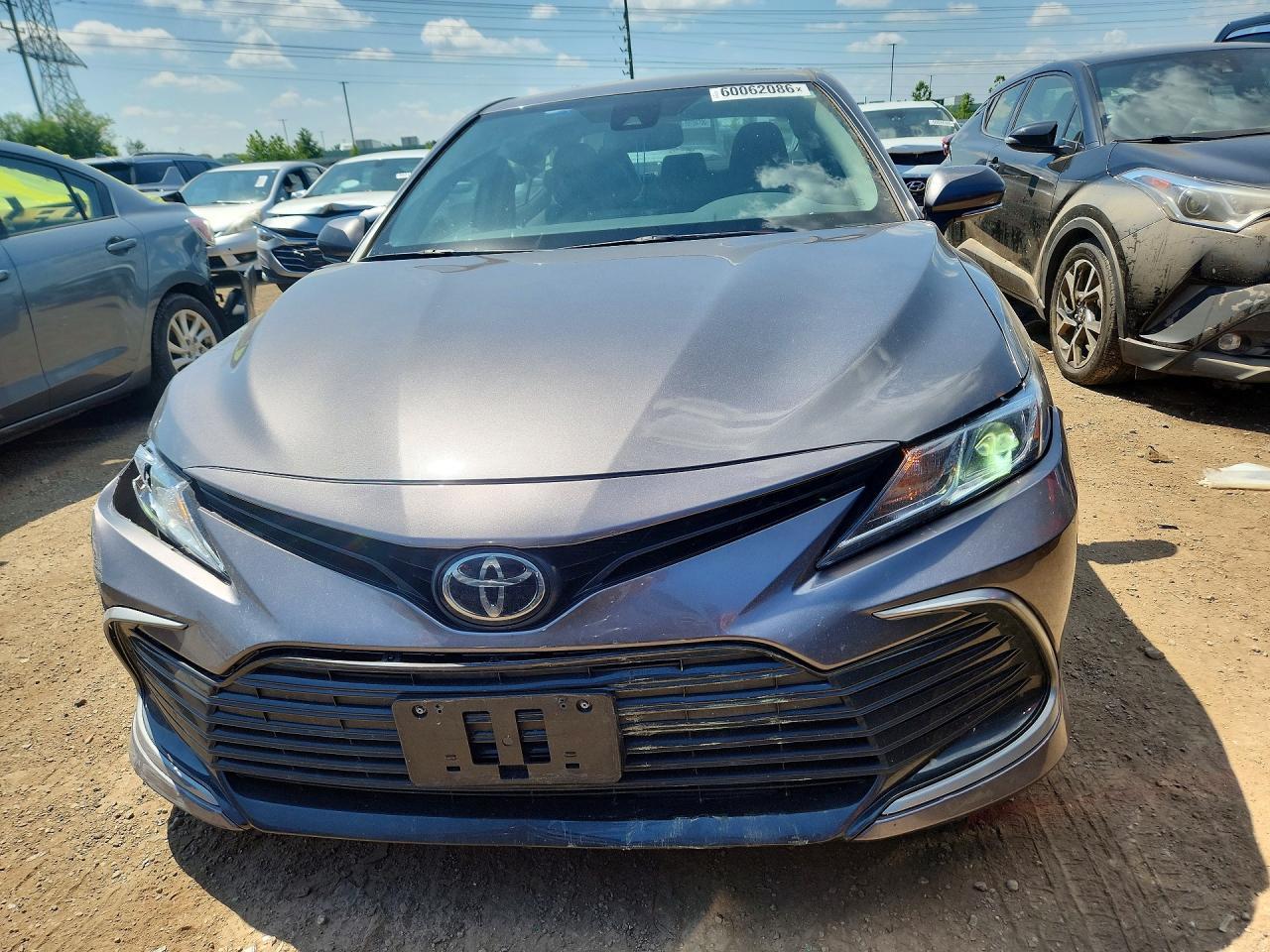 2024 Toyota Camry Le - zdjęcie 5