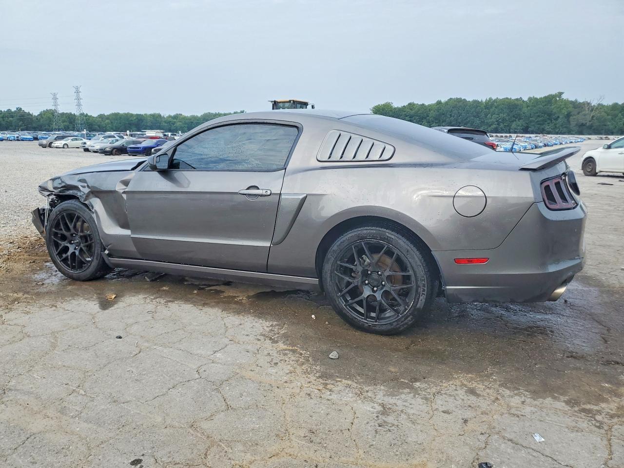 2014 Ford Mustang - zdjęcie 2