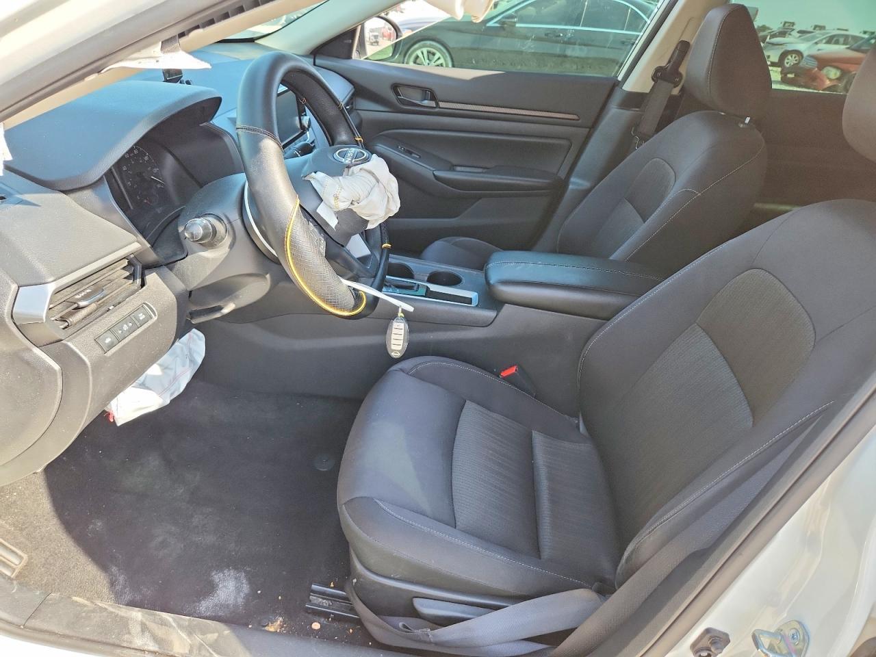 2024 Nissan Altima S - zdjęcie 7