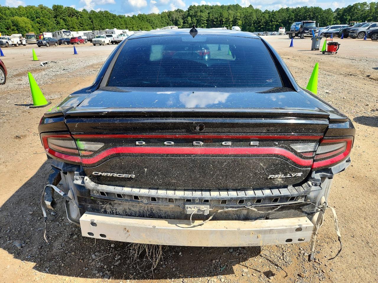 2015 Dodge Charger Sxt - zdjęcie 6