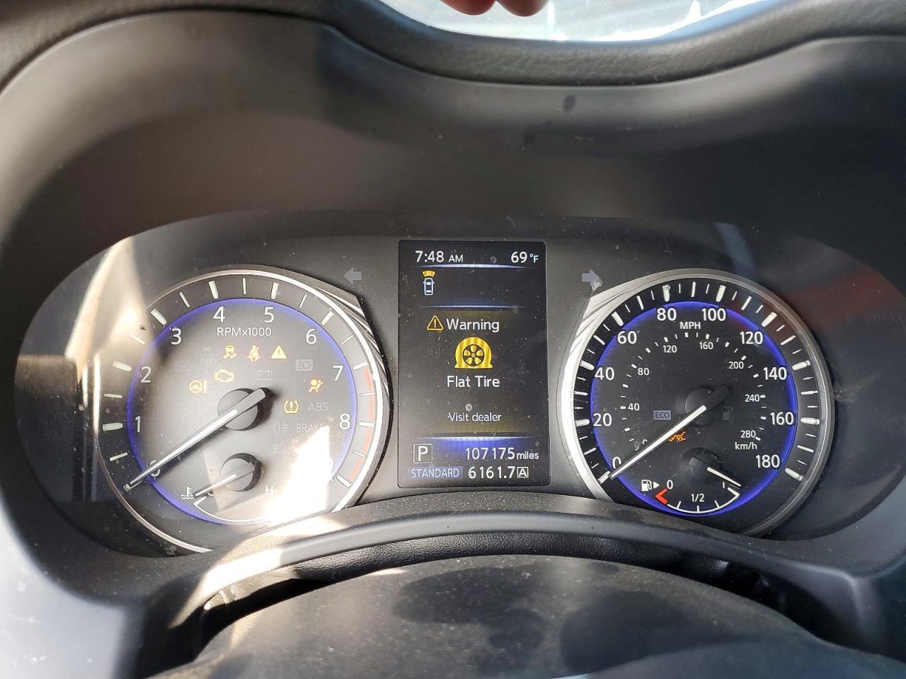 2019 Infiniti Q60 3.0T Luxe - zdjęcie 9