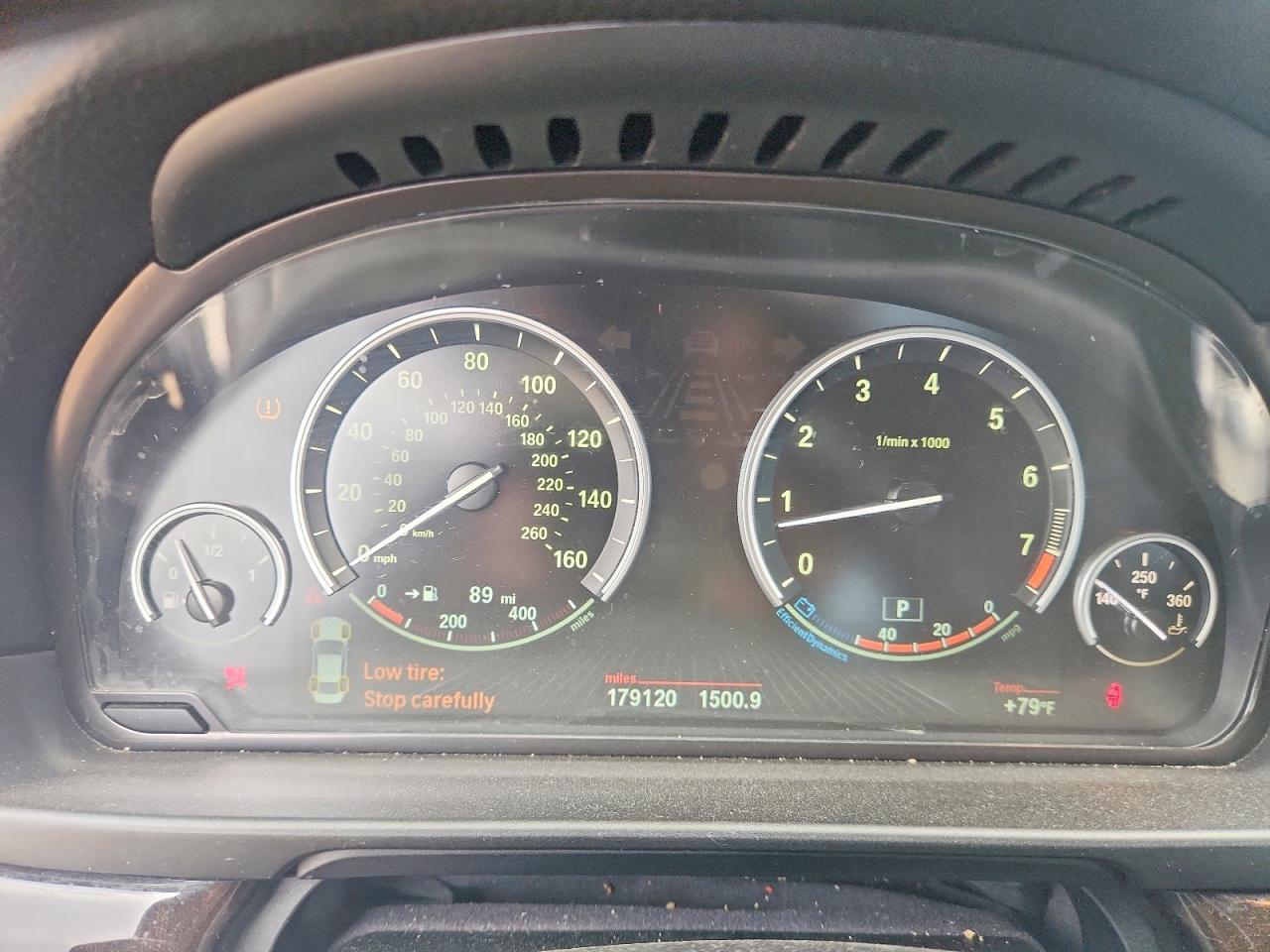 2015 BMW Seria 5 535i - zdjęcie 9