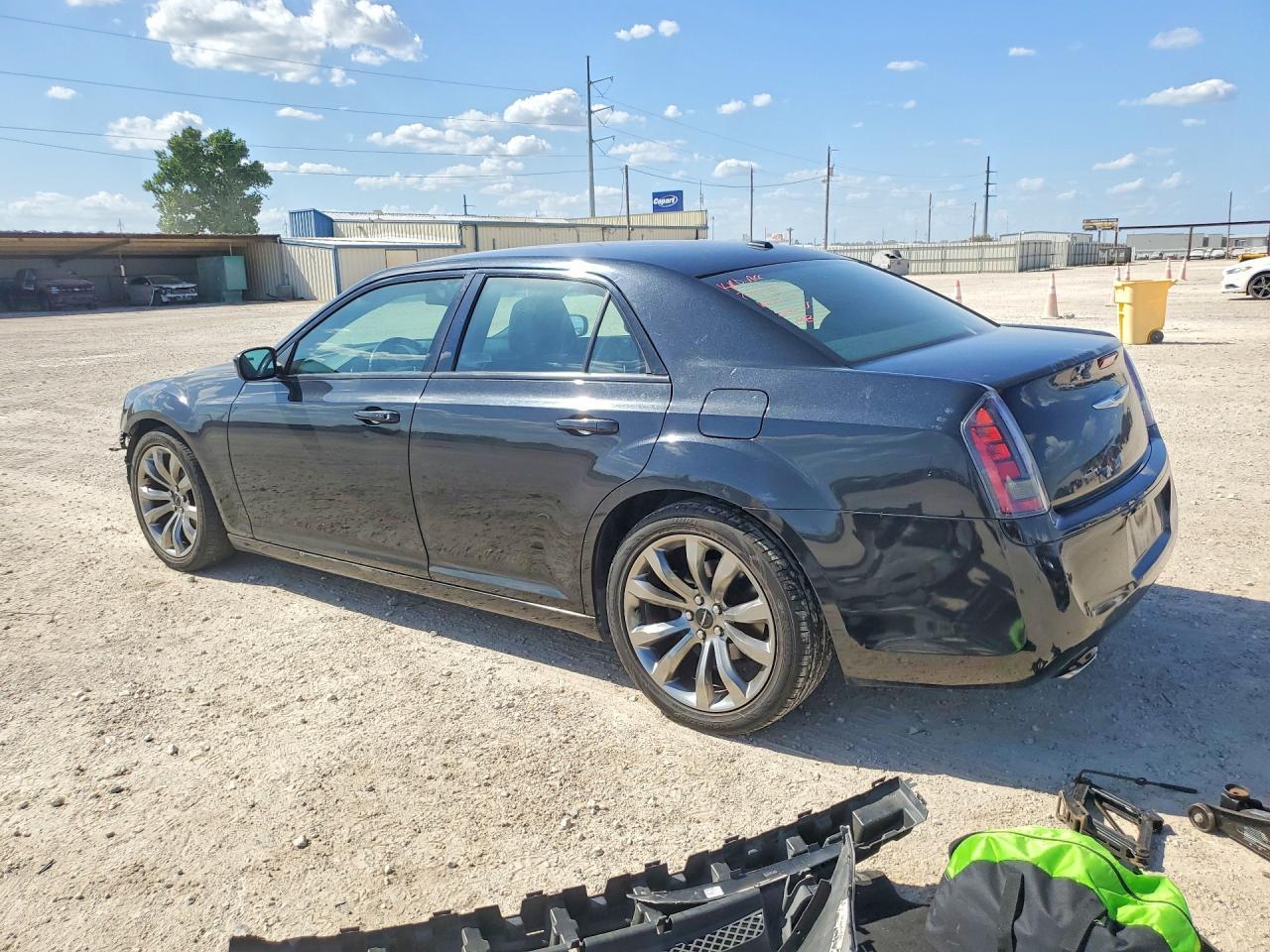 2014 Chrysler 300 S - zdjęcie 2