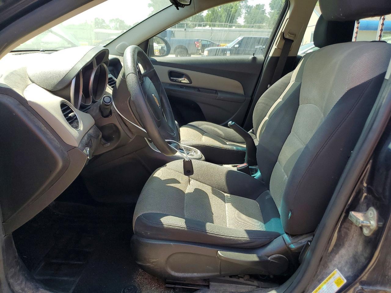 2014 Chevrolet Cruze Ls - zdjęcie 7