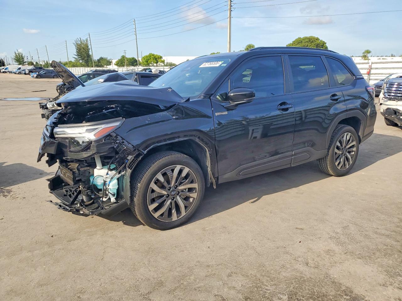 2025 Subaru Forester Touring - zdjęcie główne