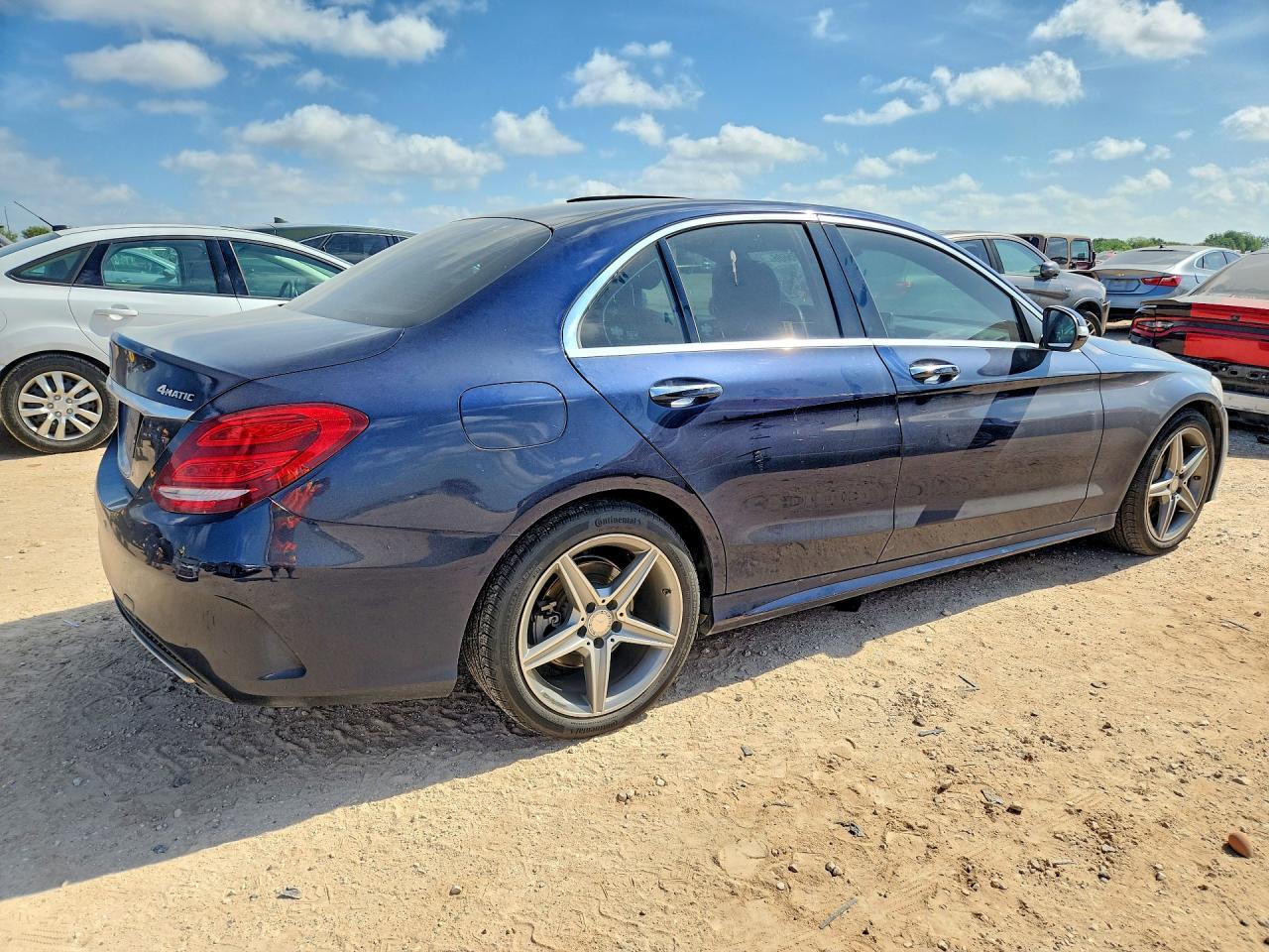 2015 Mercedes-Benz C 400 4Matic - zdjęcie 3