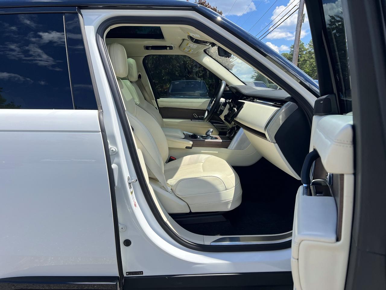 2023 Land Rover Range Rover Se - zdjęcie 5
