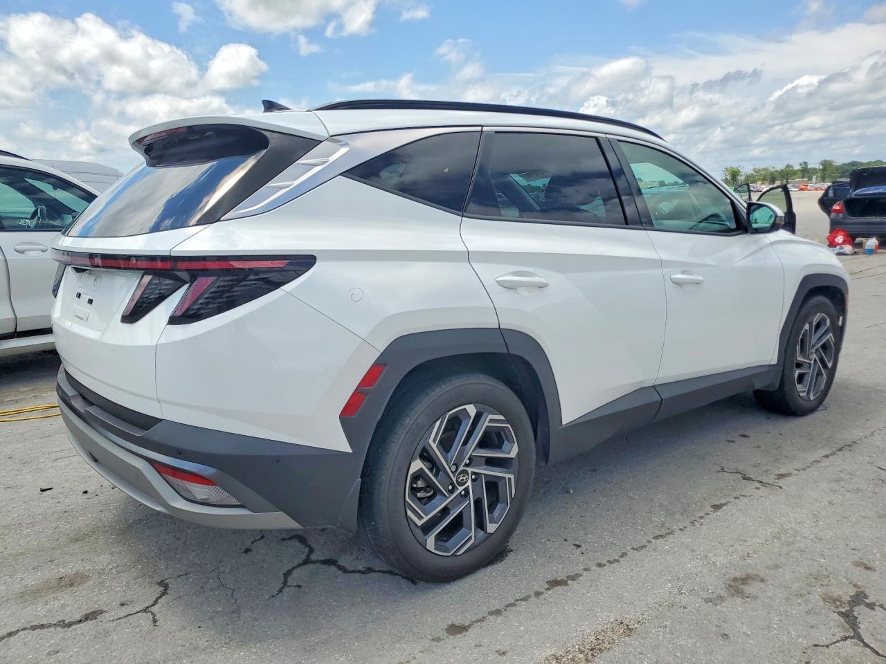 2025 Hyundai Tucson Limited - zdjęcie 3