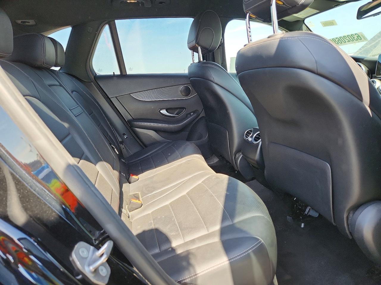 2018 Mercedes-Benz Glc 300 - zdjęcie 11