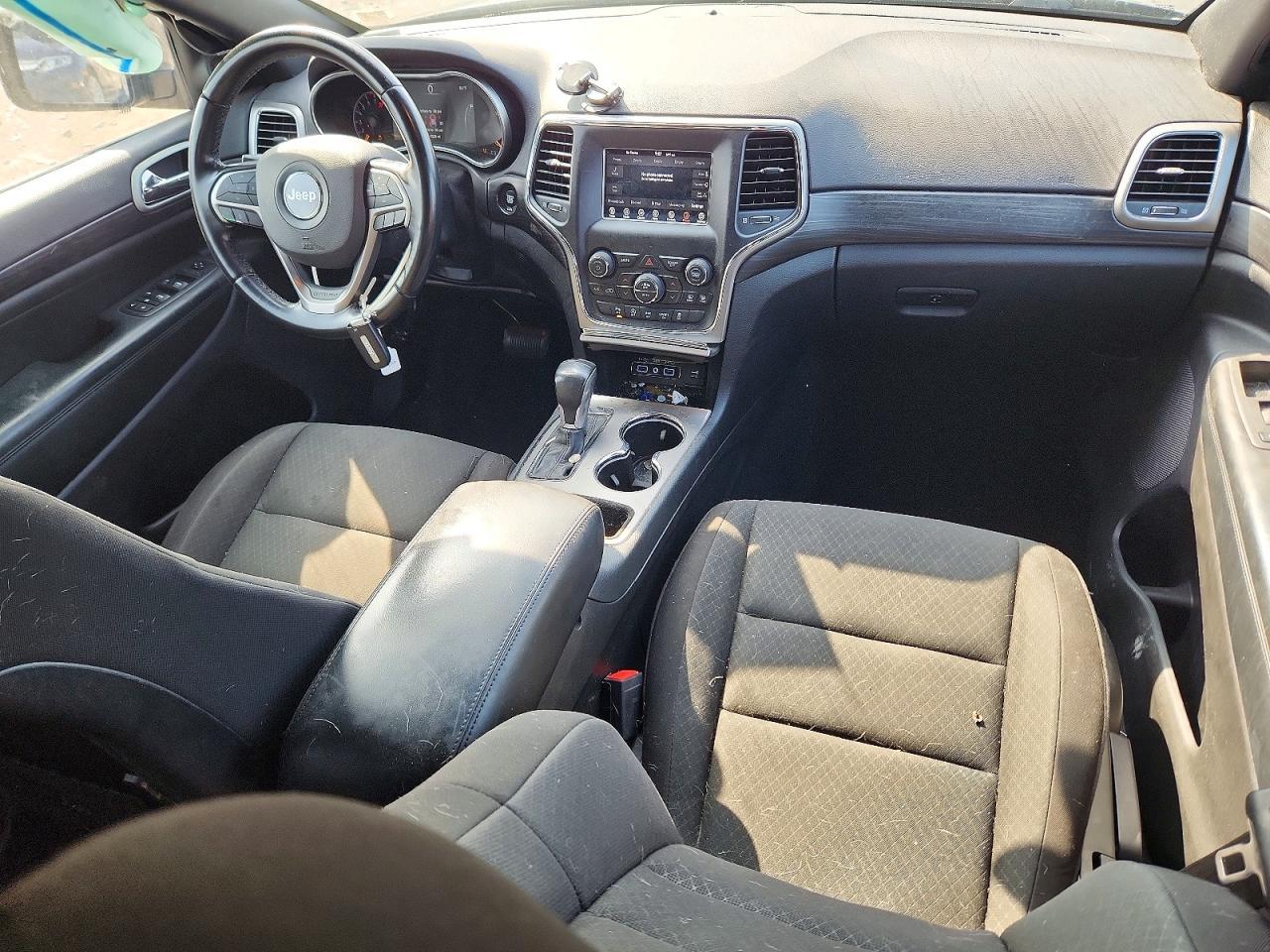 2021 Jeep Grand Cherokee Laredo - zdjęcie 8