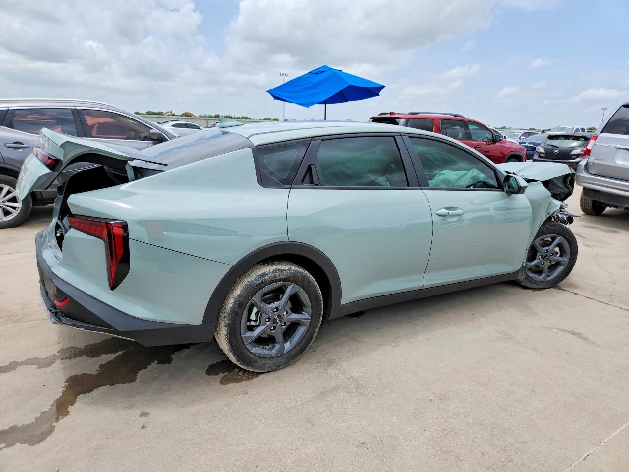2026 Kia K4 Lxs - zdjęcie 3