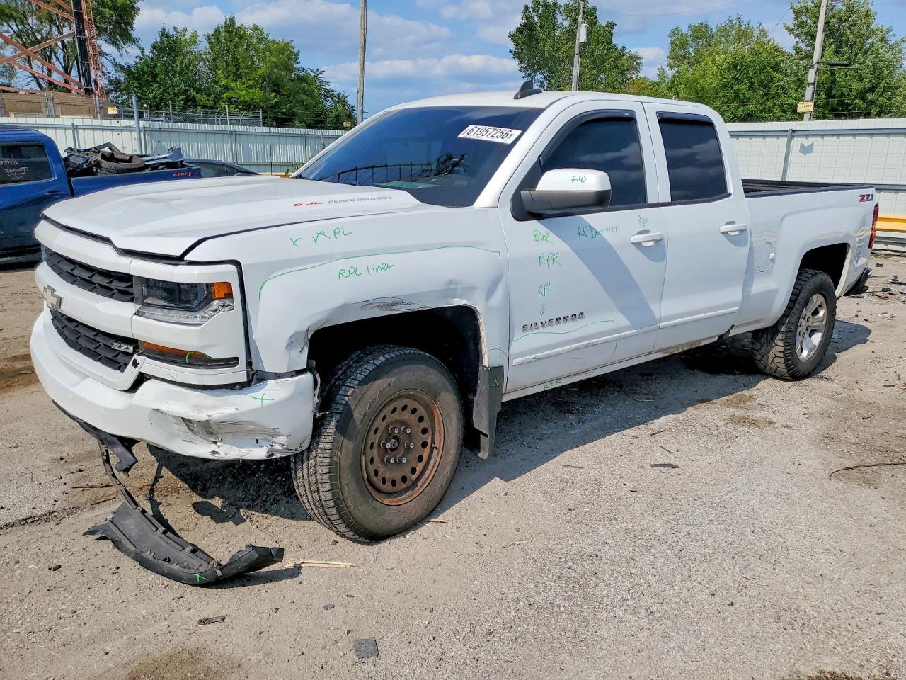 2017 Chevrolet Silverado K1500 Lt - zdjęcie główne