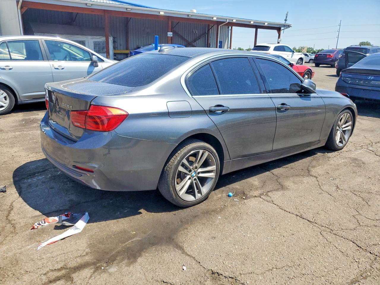 2018 BMW 328 D xDrive - zdjęcie 3