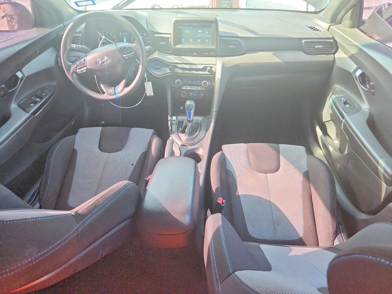 2019 Hyundai Veloster 2.0L - zdjęcie 8