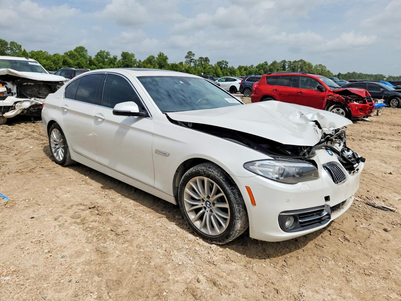 2015 BMW 528 I - zdjęcie 4