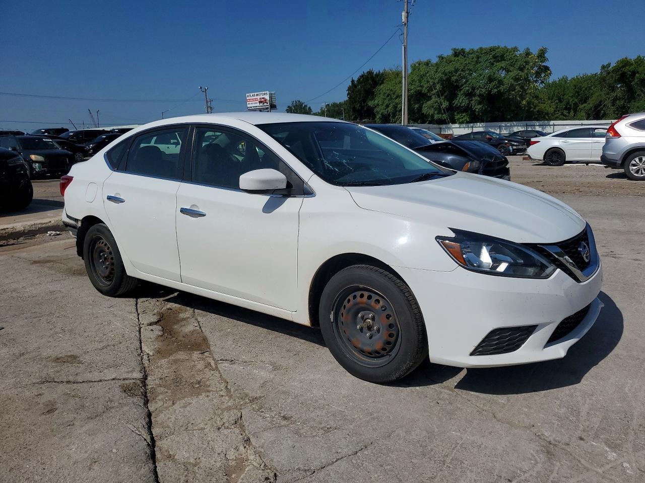 2019 Nissan Sentra S - zdjęcie 4
