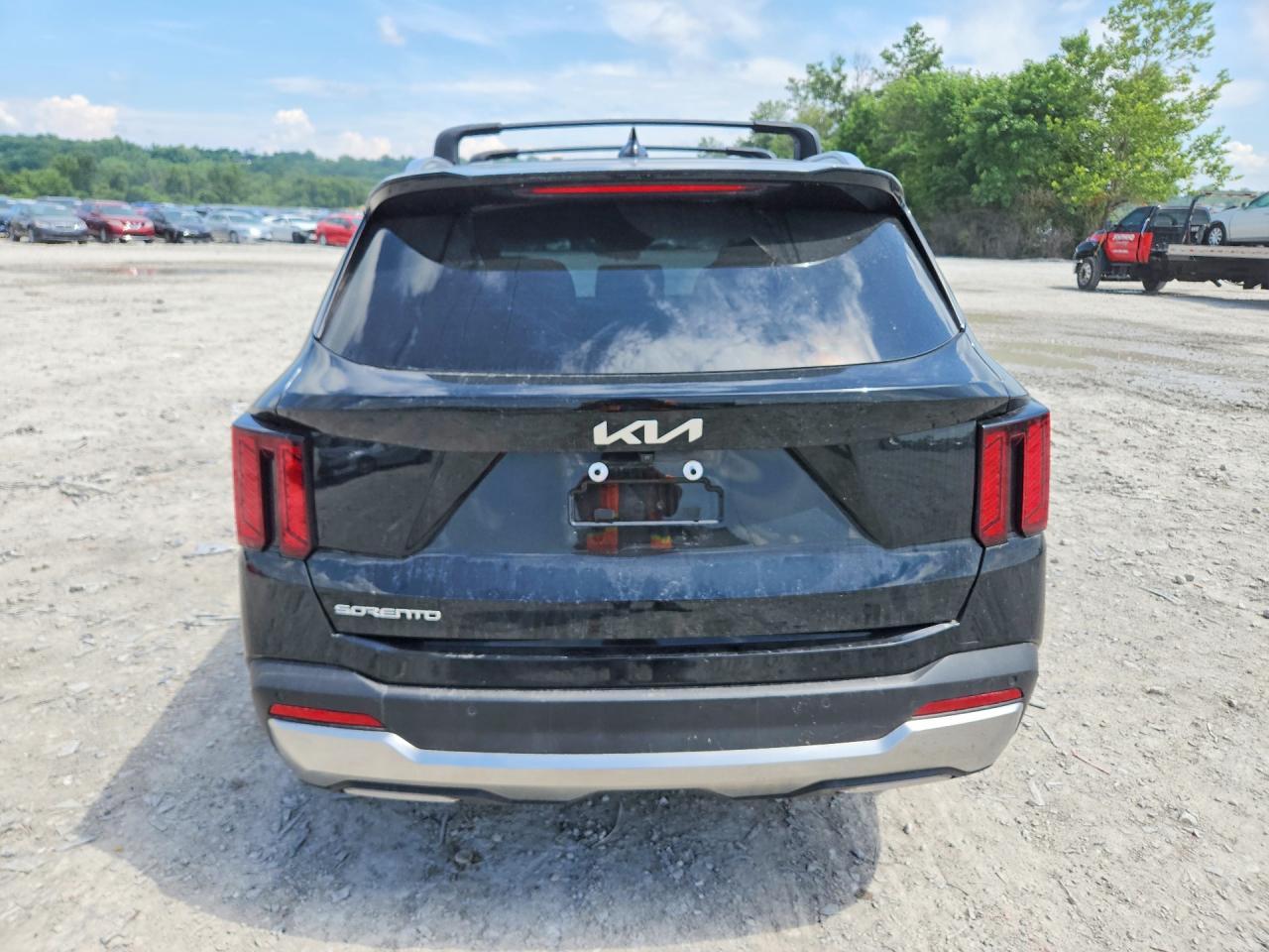 2025 Kia Sorento S - zdjęcie 6