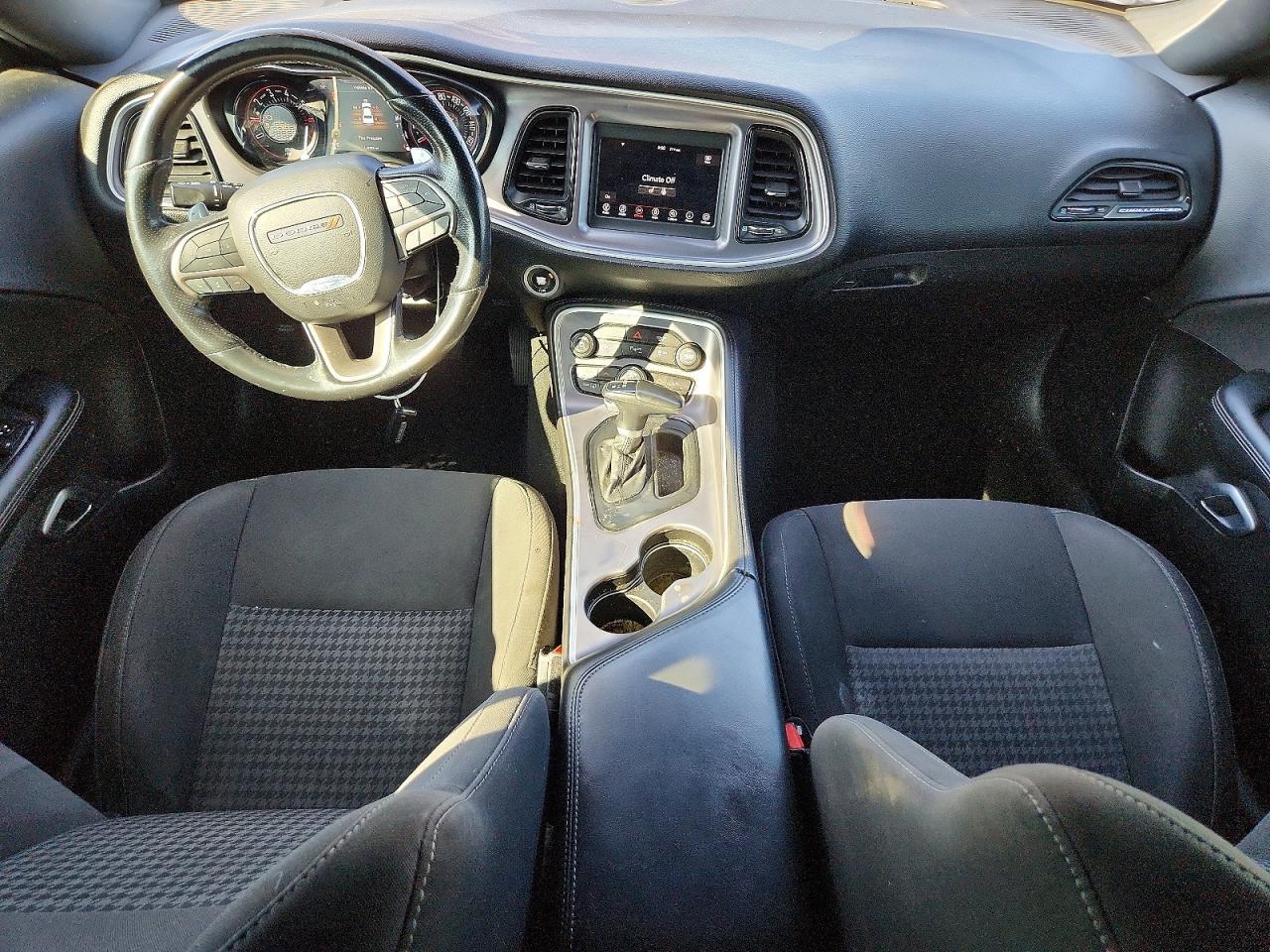 2019 Dodge Challenger R/T - zdjęcie 8