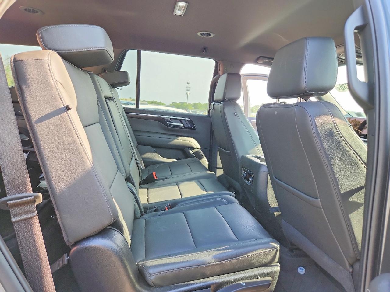 2025 Chevrolet Tahoe K1500 Lt - zdjęcie 11