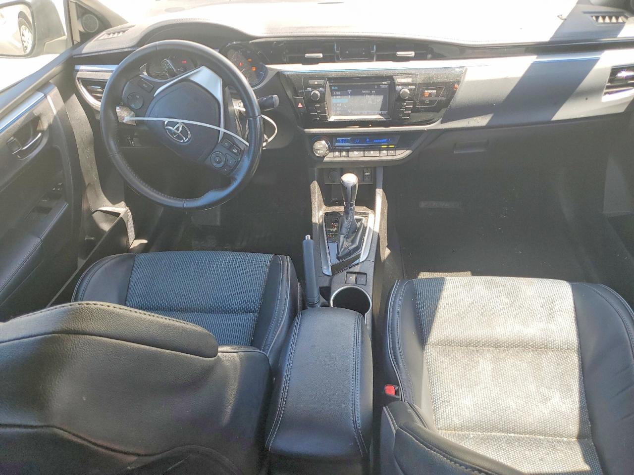 2015 Toyota Corolla S Plus - zdjęcie 8