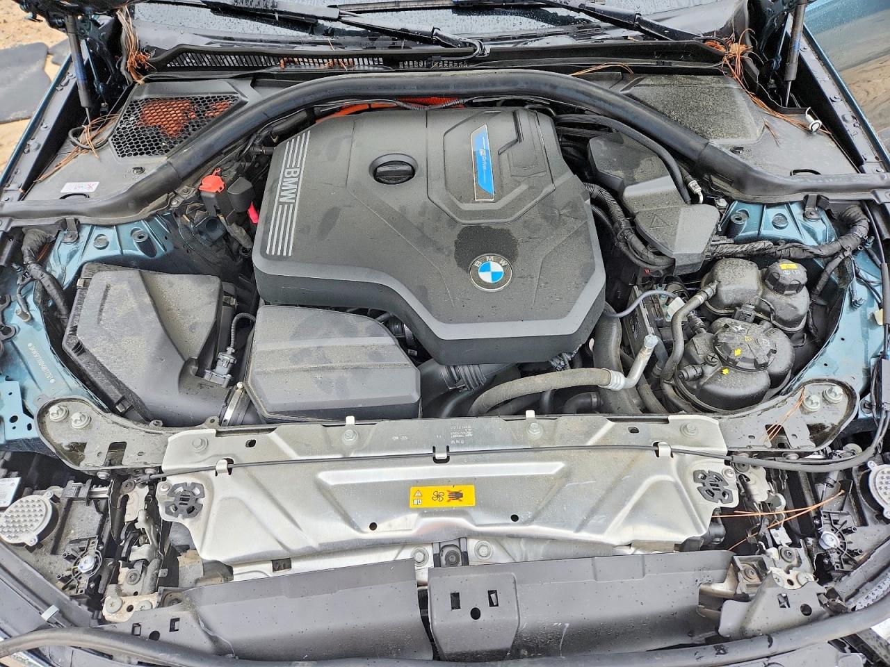 2021 BMW 330E - zdjęcie 11