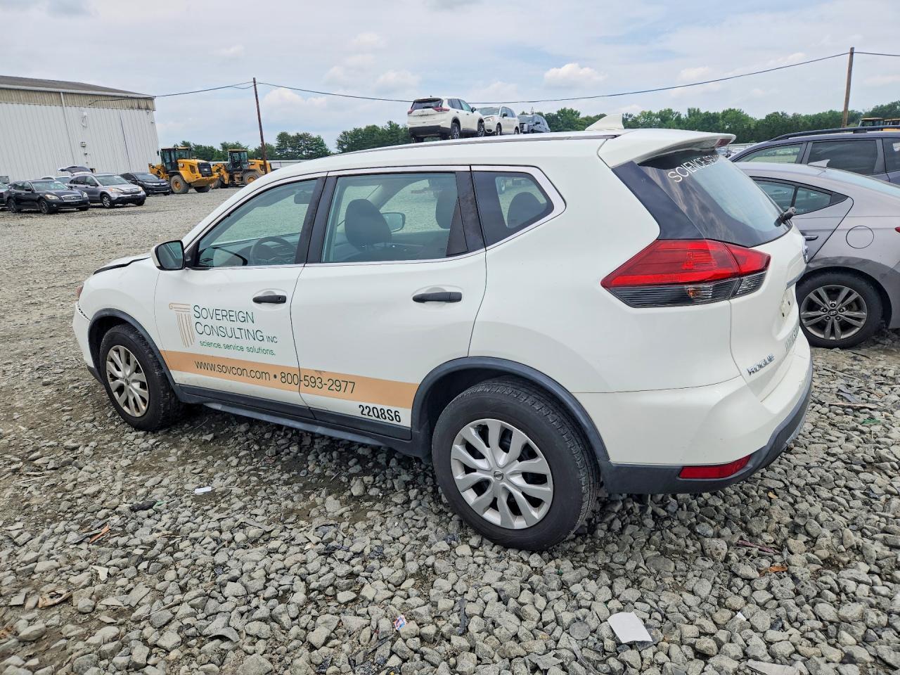 2018 Nissan Rogue S - zdjęcie 2