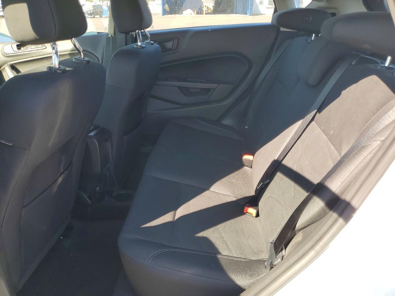 2017 Ford Fiesta Se - zdjęcie 10