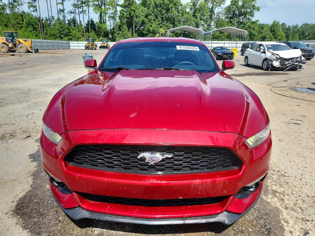 2017 Ford Mustang - zdjęcie 5