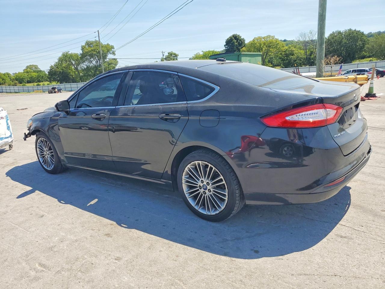2013 Ford Fusion Se - zdjęcie 2